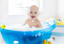 Kako kupati novorođenče?